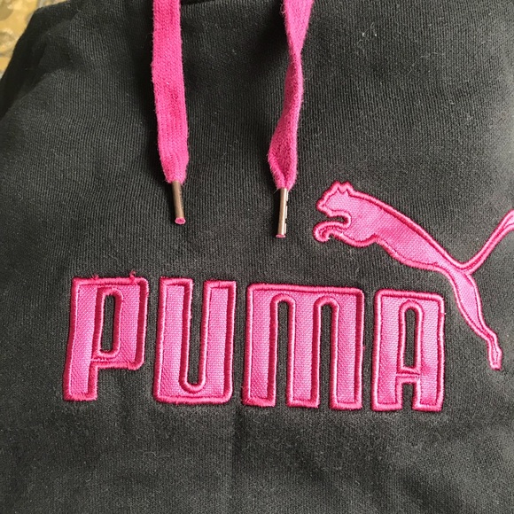Puma black hoodie with magenta accents size sm - Picture 3 of 4